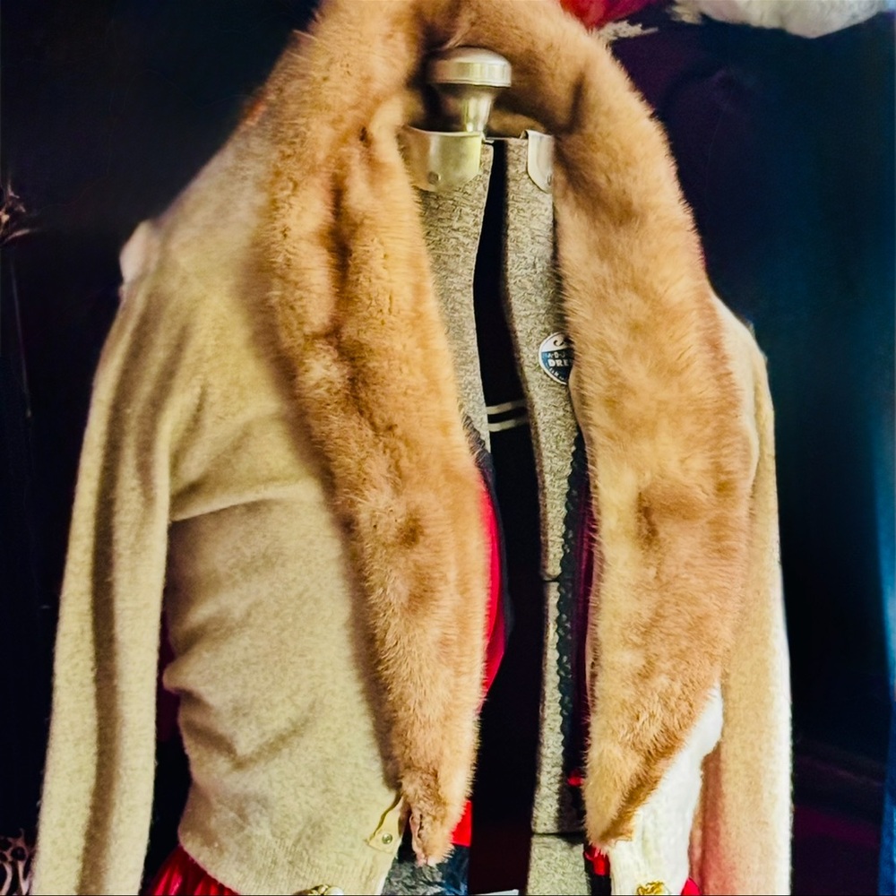 Luxurious Beige vintage real mink and cashmere Women's sweater cardigan - Picture 13 of 13
